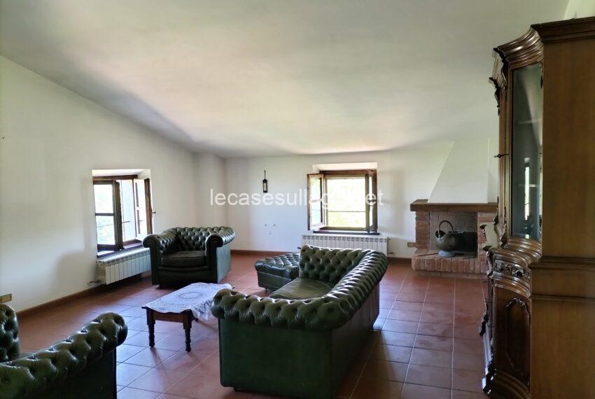 06c1c67a-41b8-45e9-8172-d4b01c7ee063