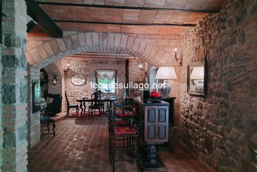 61caa2c6-7871-44ea-a2ad-09a6edeea374